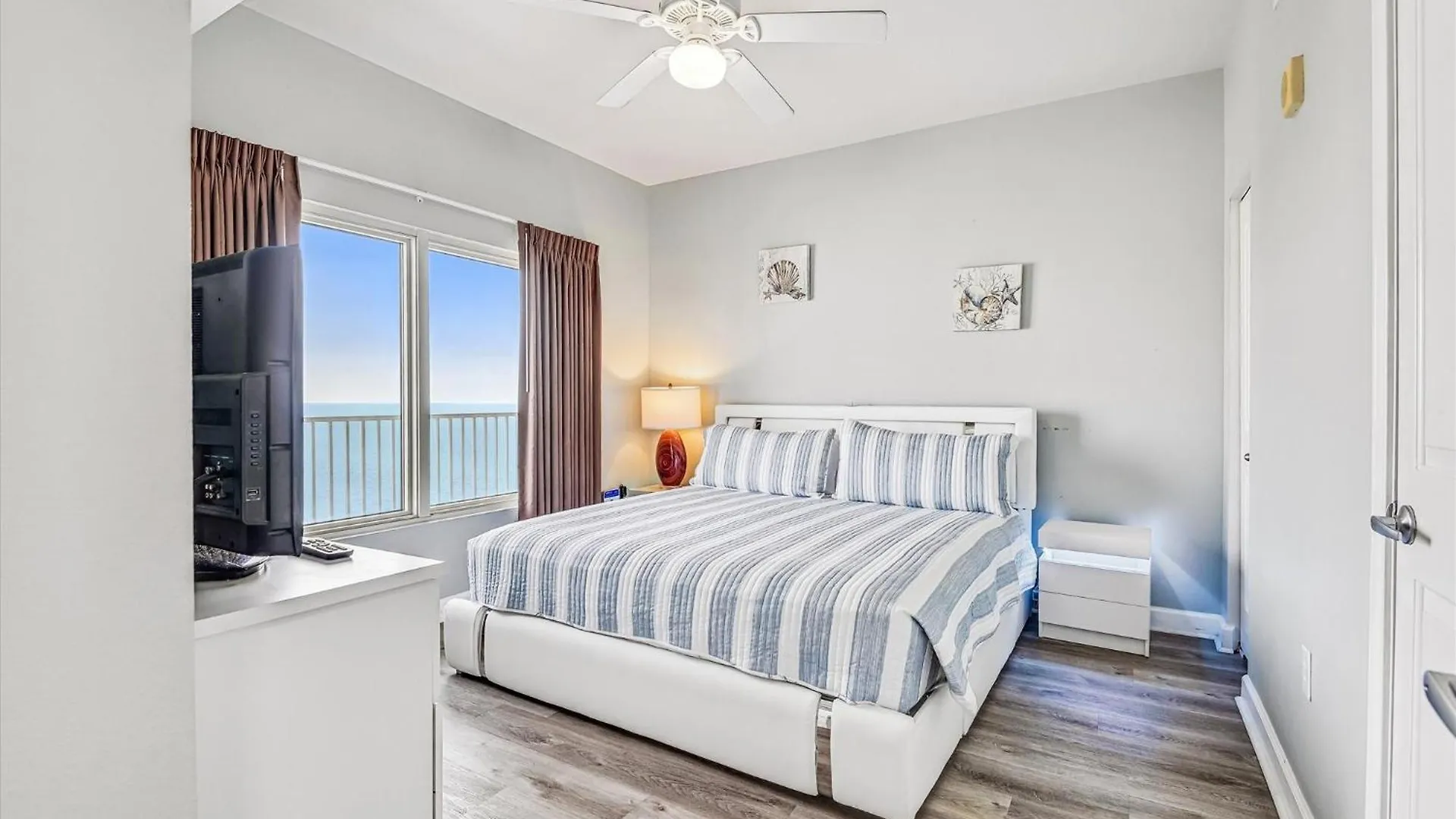 Apartment Shores Of Panama 2025 - 1 Bedroom Bunks Sleeps 6, Reserved Parking, Free Fun! Condo Panama City Beach